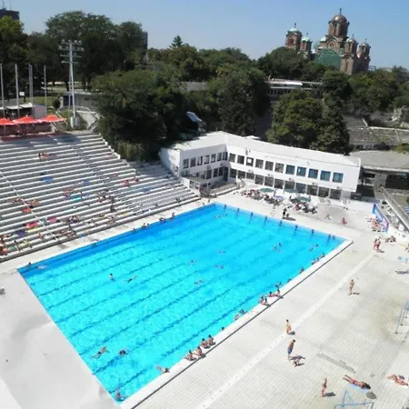 بيت شباب Stella Di Notte