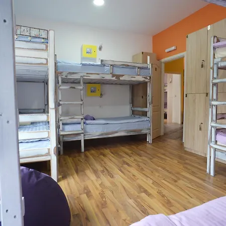 Stella Di Notte Hostel *
