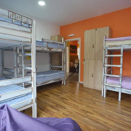 Hostel Stella Di Notte *
